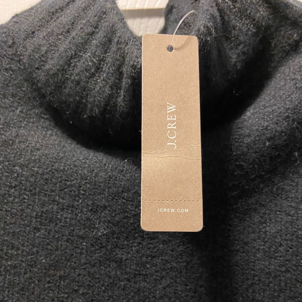 NWT Point Sur by J. Crew Women’s black sweater Sz XL Perfect condition. P-P 22”